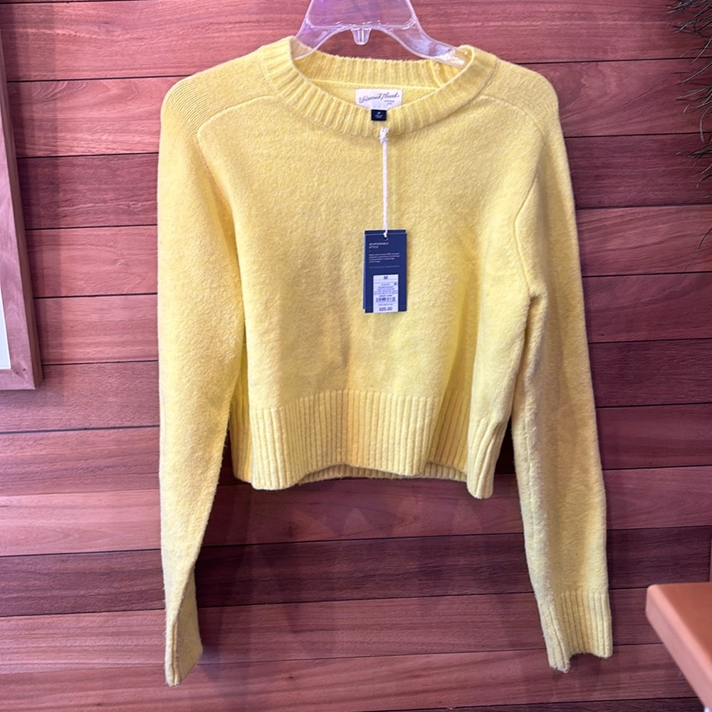 Universal Thread Yellow Knit Sweater